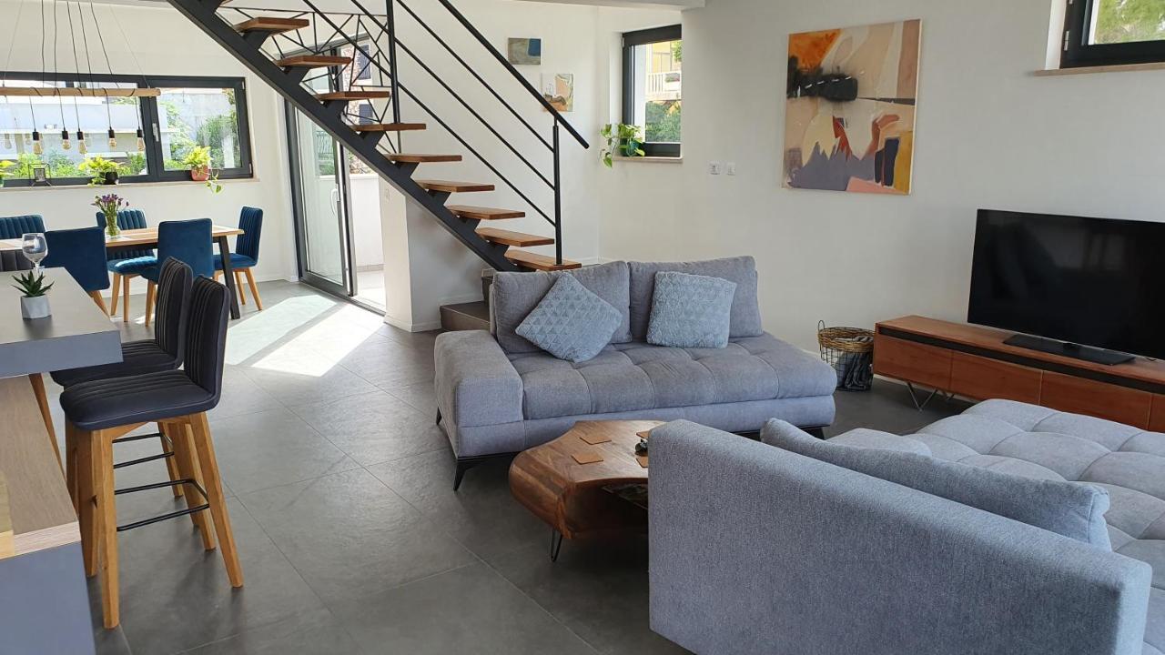 Apartments Marina أوميس المظهر الخارجي الصورة