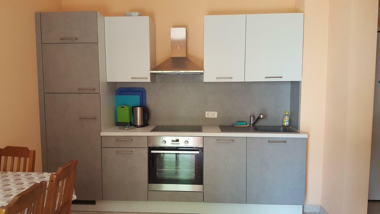 Apartments Marina أوميس المظهر الخارجي الصورة